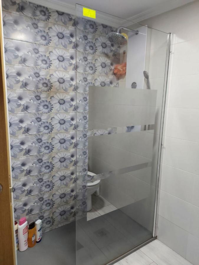 Habitacion Privada A 15 Min De La Playa/Piso Hotel Huelva Bagian luar foto